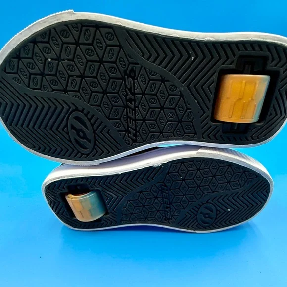 Heelys Black Skate Shoes with Orange Logo - Picture 11 of 11